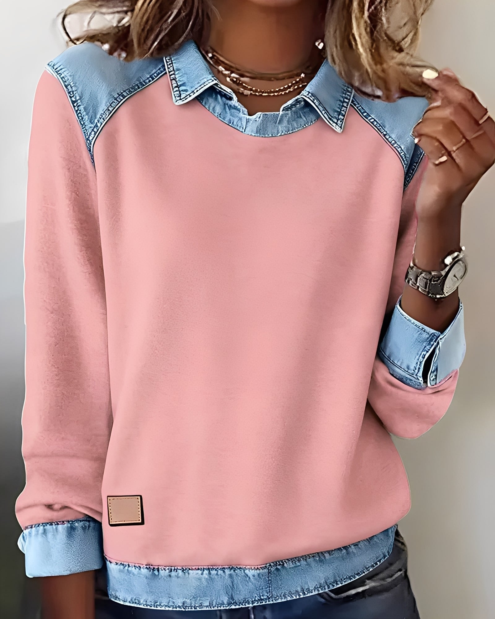 Maria – sweter polo z denimowymi detalami